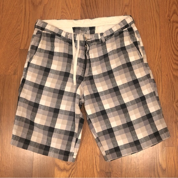 Uniqlo Other - Uniqlo Mens Faded Grey White Plaid Pocket Long Shorts 33” - 36” Large L